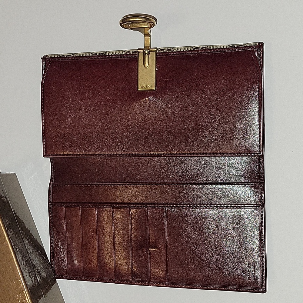 🚨GUCCI GG CANVAS HORSEBIT CLASP WALLET🚨 - Picture 7 of 12